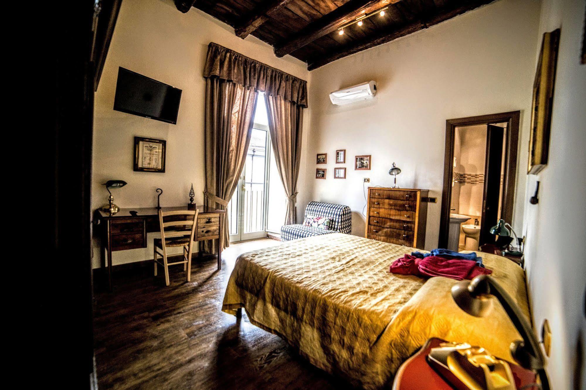 San Gennaro B&B เนเปิลส์ ภายนอก รูปภาพ